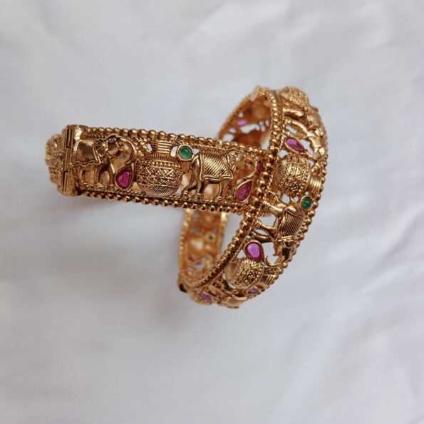 Ethnic Antique Elephant Bangles with Pot