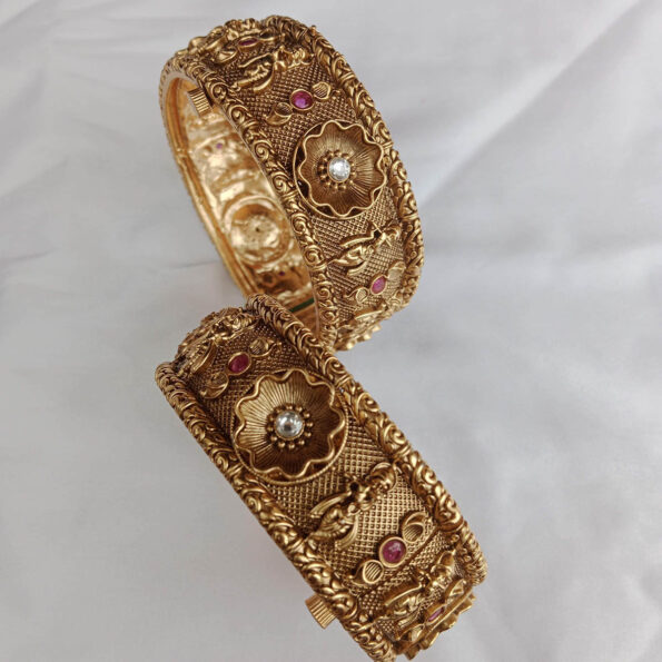 Gorgeous Lord Krishna Bangles with Flower