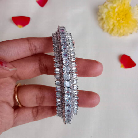 Shimmering AD Bracelet
