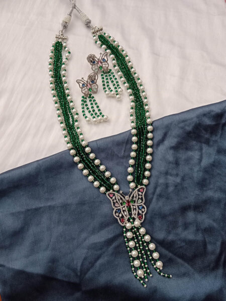 Green Bead with White Pearl Butterfly Neckset