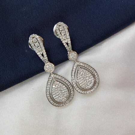 Marvellous Cluster AD Drop Earrings