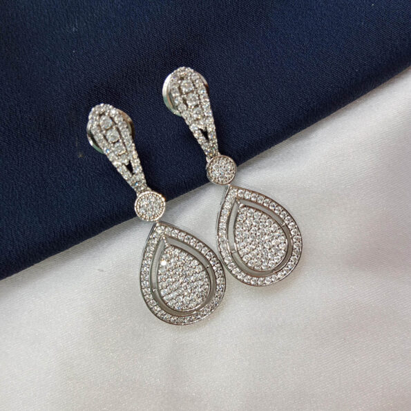 Marvellous Cluster AD Drop Earrings