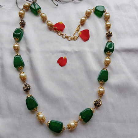 Trendy Coloured Stone Pearl Mala
