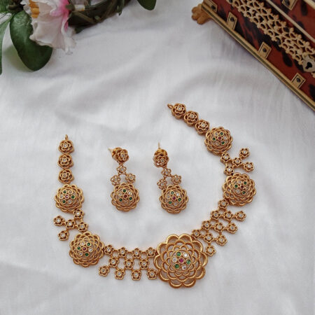 Three Layer Flower Design Neckset
