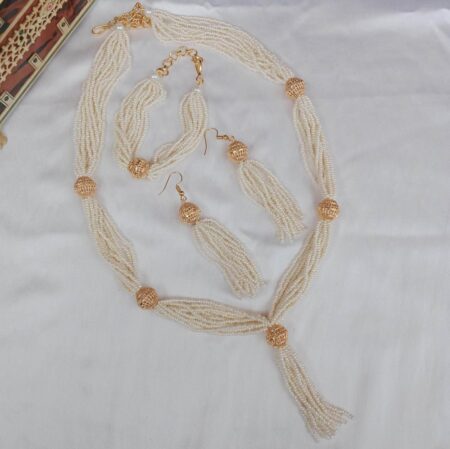 Trendy Gold Bead with Pearl Bunch