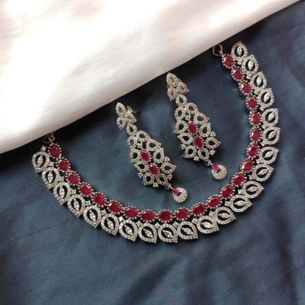 Attractive Ruby and AD Leaf Neckset