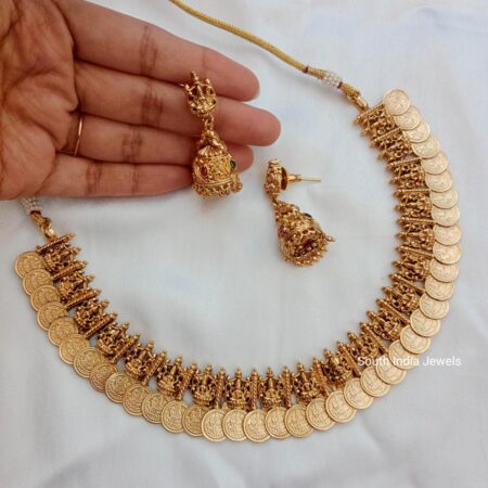 Goddess Lakshmi and Kasu Mala Neckset