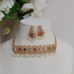 Shimmering navrathna choker