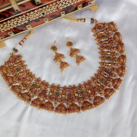 Mesmerising Jhumki Antique Neckset