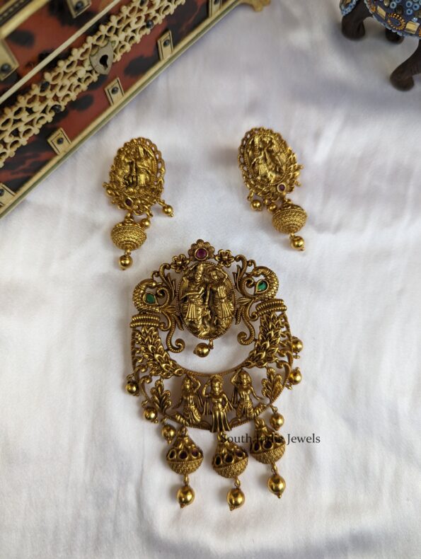 Gorgeous Lord Krishna pendant in chandbali style
