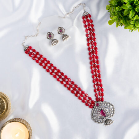 Gorgeous Victorian pendant set in red beads