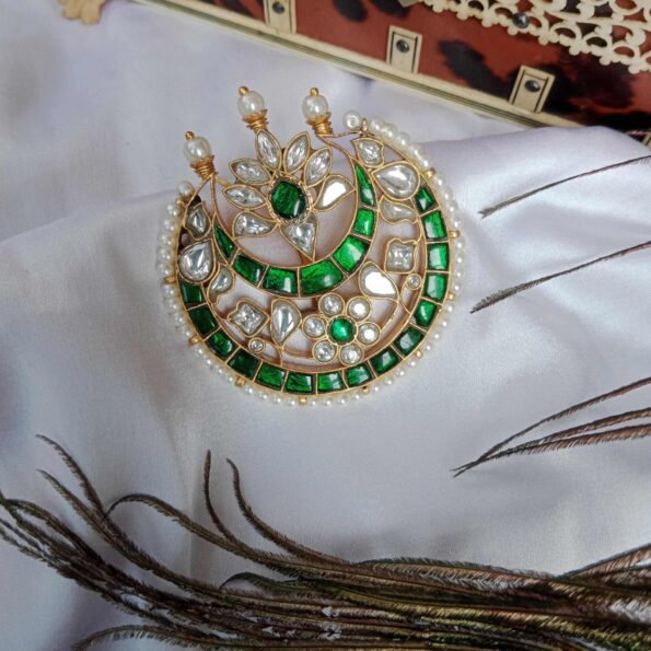 Mesmerising Jadau pendant