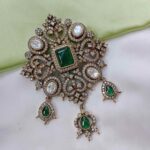 478_1 Mesmerising emerald Victorian pendant set