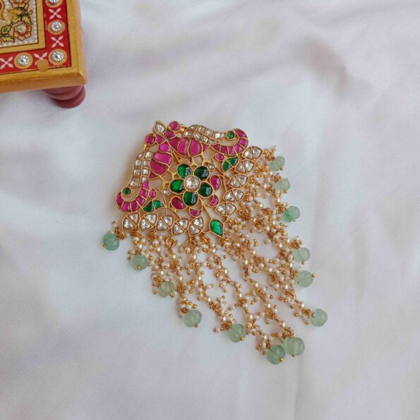 Mesmerising big Jadau pendant with guttapusalu down