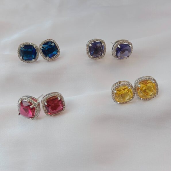 Pretty coloured stone with AD stud