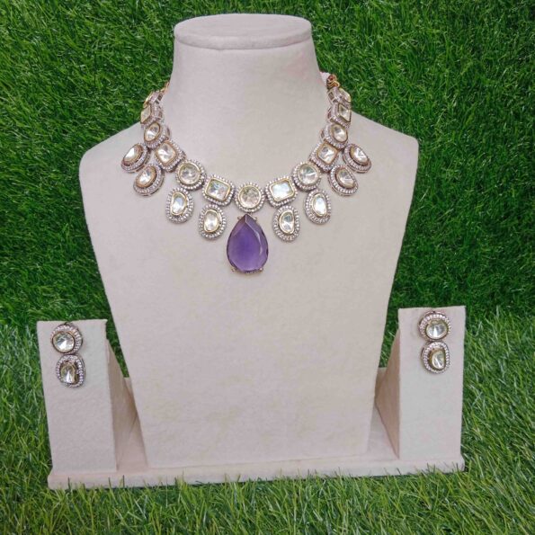 Grand two layer Victorian massonite polki with green stone in between
