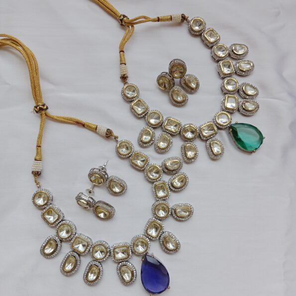 Grand two layer Victorian massonite polki with green stone in between