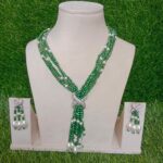 Modern green bead and pearl necklace