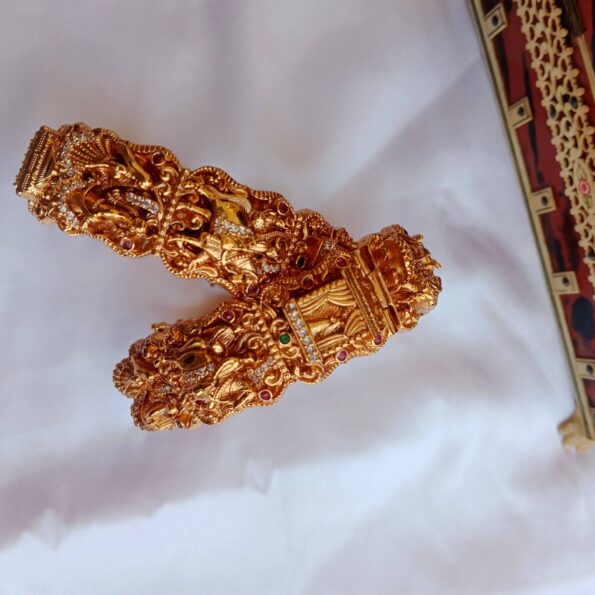 Intricately Designed Wedding Design Bangles