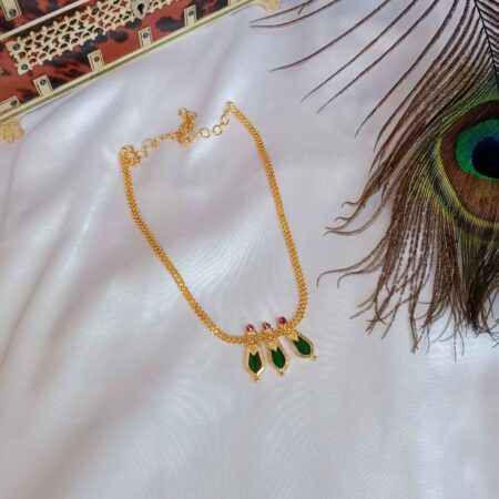 Long Palakka Pendant with Attached Chain