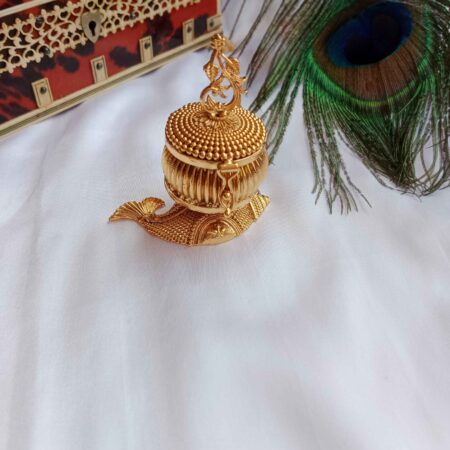 Kumkum Box With Sanku Design Down