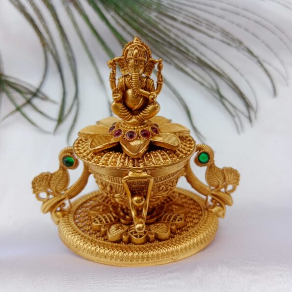 Cutely Designed Ganesha Kumkum Box