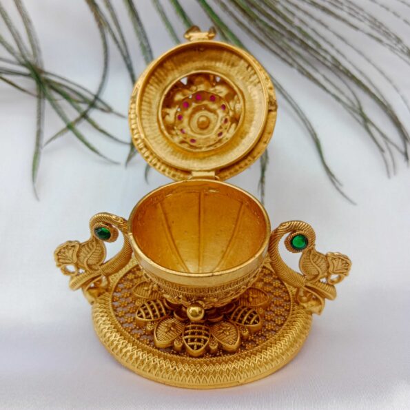 Cutely Designed Ganesha Kumkum Box