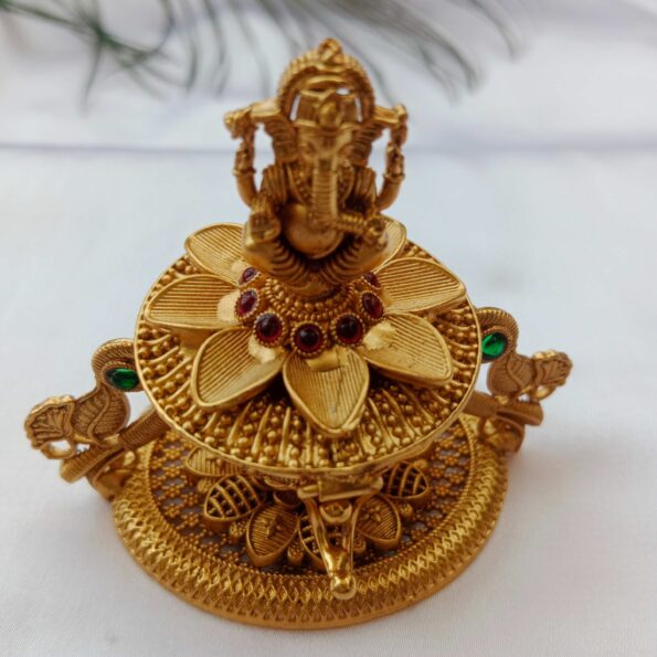 Cutely Designed Ganesha Kumkum Box