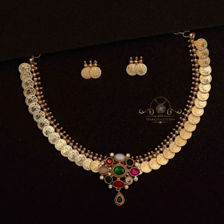 Navrathna Pendant in Kasu Mala