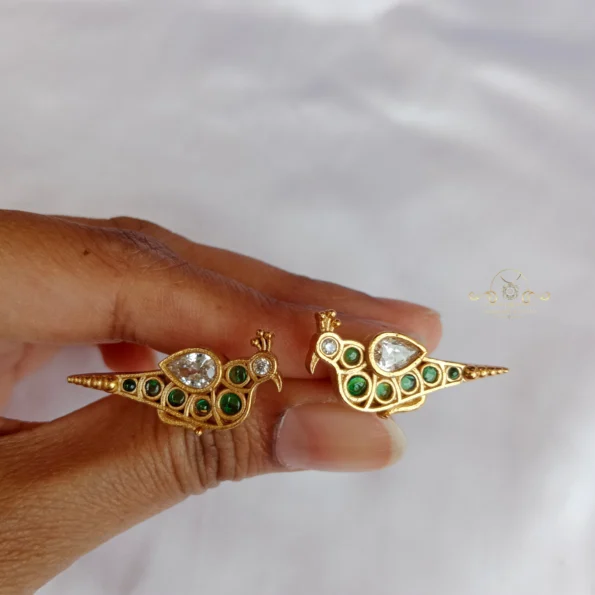 Unique Bird Stud