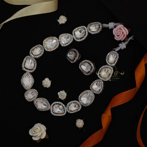 Victorian Massonite Polki Neckset
