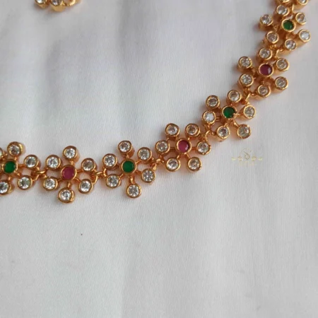 Pretty AD Flower Neckset