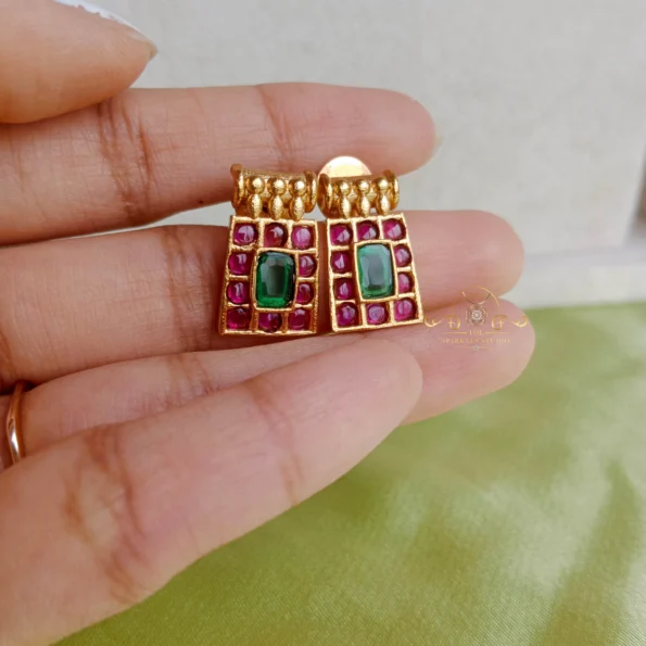 Trendy Kemp Stone Neckset