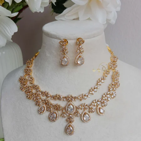 Shimmering Two Layer AD Neckset