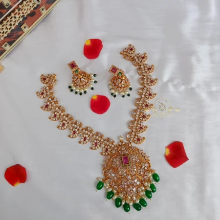Dazzling Mango Neckset