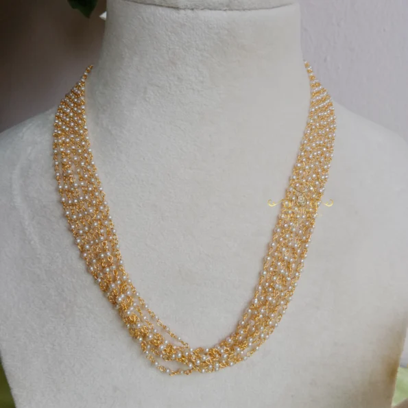 Short and Pretty 8 Row Pearl Chain