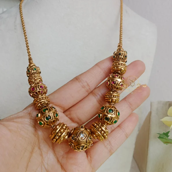 Pretty Gold Beads Chain