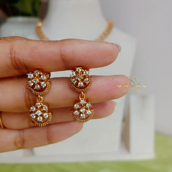 Diamond Flowers with Gold Curves Necklace