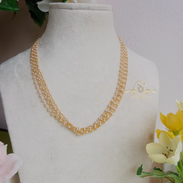 Short 5 Line Pearl Chain