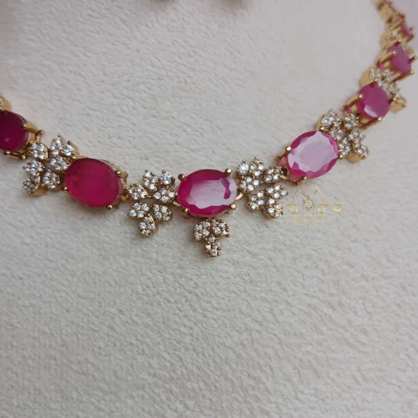 Ruby AD Neckset