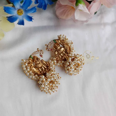 Exclusive Cluster Pearl Jhumki