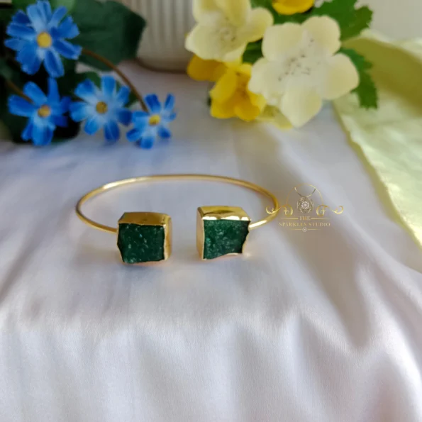 Stylish Green Stone Bracelet