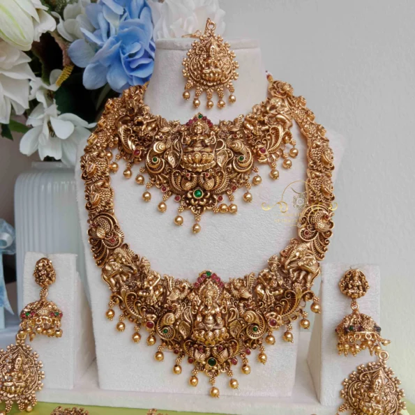 Grand Goddess Lakshmi Bridal Set