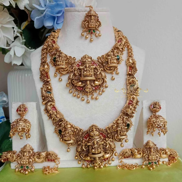 Intricately Designed Bridal Set