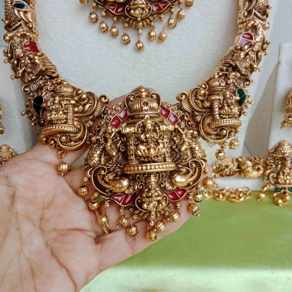 Intricately Designed Bridal Set