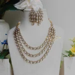 Mesmerising Three Layer Grand Solitaire Set