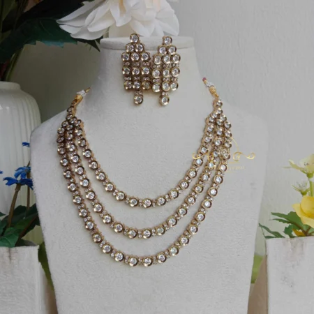Mesmerising Three Layer Grand Solitaire Set