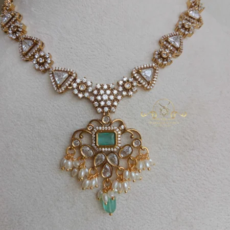 Beautiful Victorian Neckset with Green Stone Pendant