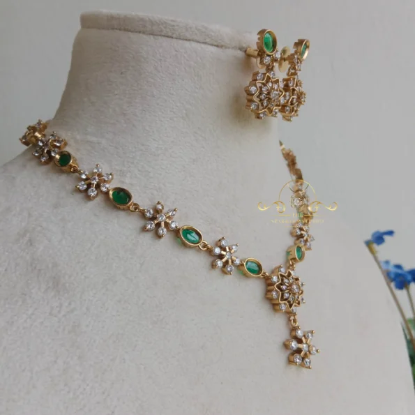 AD Emerald Neckset