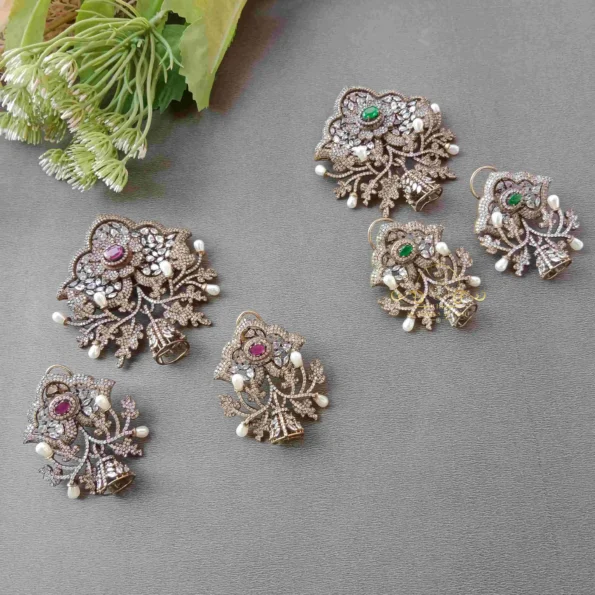 Modern Flower with Jhumki Victorian Pendant Set